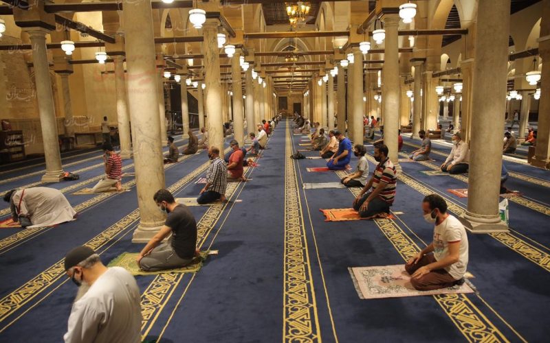 ممنوع التصوير وتوزيع الكتب.. الأوقاف تكشف ضوابط الاعتكاف في رمضان 2023