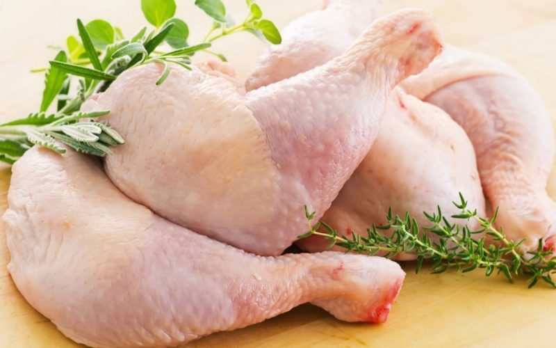 “مدة بقاء تخزين الدجاج داخل الثلاجة”…. هناك علامات ترشدك لتجنب استخدام الدجاج