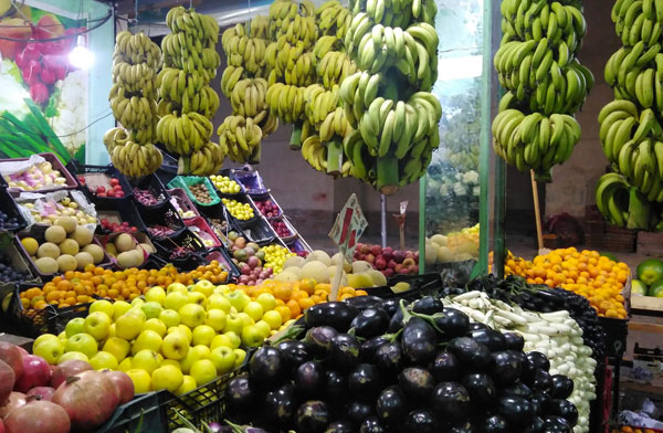 البطاطس زادت والطماطم كمان.. تبيان في أسعار الفاكهة والخضروات اليوم الثلاثاء في سوق الجملة