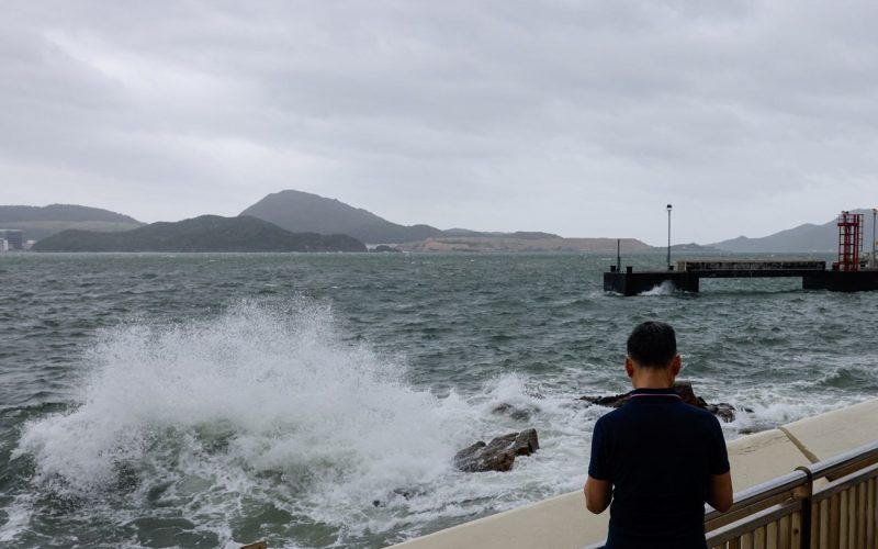 الصين ترفع حالة الاستعداد القصوى وتحذر من إعصار” تاليم”