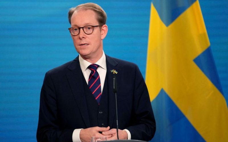 قوانين الحرية تسمح.. أول تعليق من وزير الخارجية السويدي على حرق القرآن الكريم