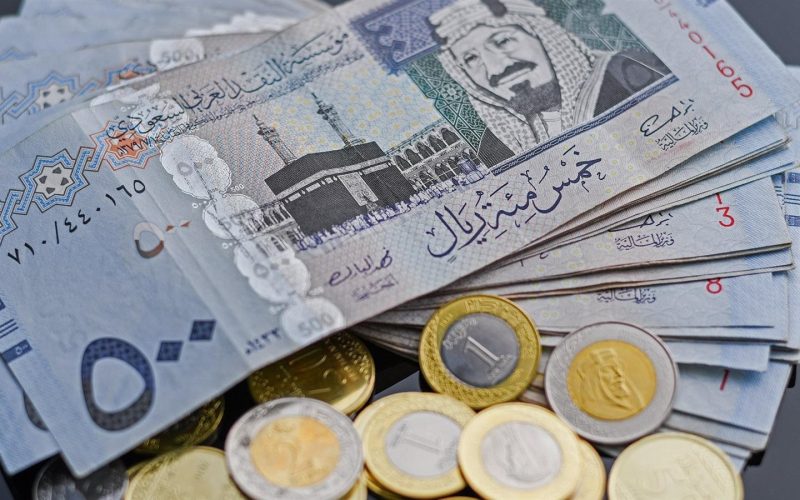 “شوف وصل لكام”..  أسعار الريال السعودي اليوم الأربعاء أمام العملة المحلية