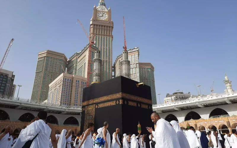 عاجل| السعودية تعلن إجراءات جديدة بشأن دخول المقيمين إلى مكة اعتبارا من اليوم